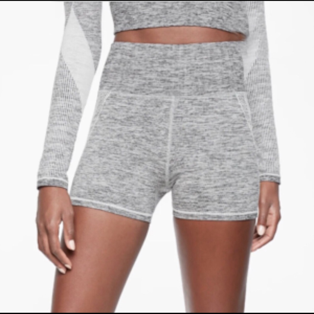 Athleta Agile Booty Short - Picture 1 of 5